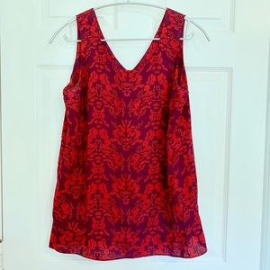 Cabi Sleeveless Cameo-print Top - Medium